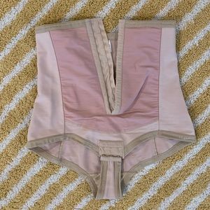 BelleFit Dual Closure Girdle szL